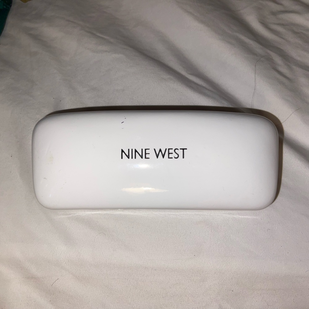 Nine West Glossy White Eyewear Case